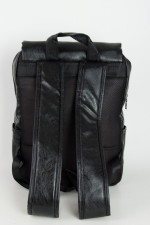 Ανδρικό μαύρο δερματίνη σακίδιο πλάτης με τσέπη S900